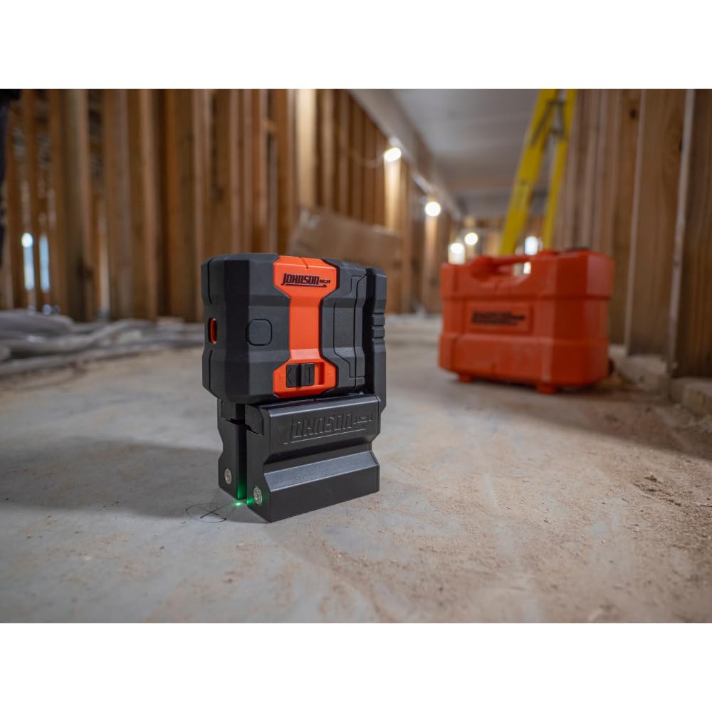 Self-Leveling 3 Dot Laser Level with Magnetic Base and Carry Case C48166