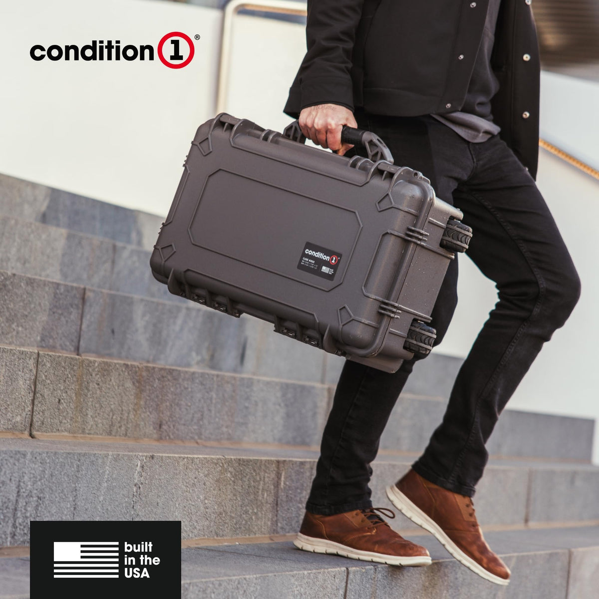 22" Rolling Lockable Hard Storage Case W81821