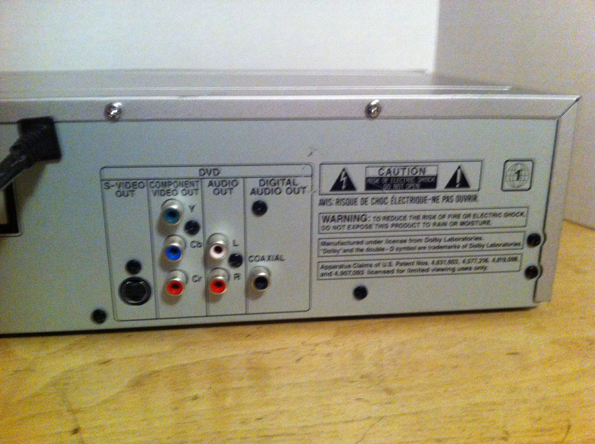 Video Cassette Recorder DVD Player C611760